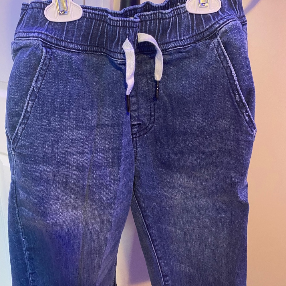 Boys Hudson pull on denim shorts.